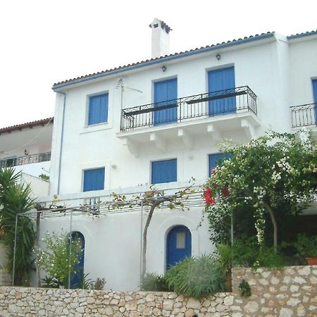 Fey'S House Waterfront - Φισκάρδο Villa Exterior foto